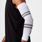 Running Arm Sleeves | White / Black