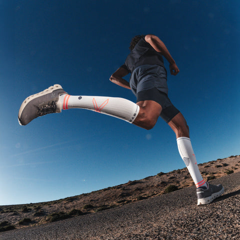 Running Socks Men | White / Orange Fluo