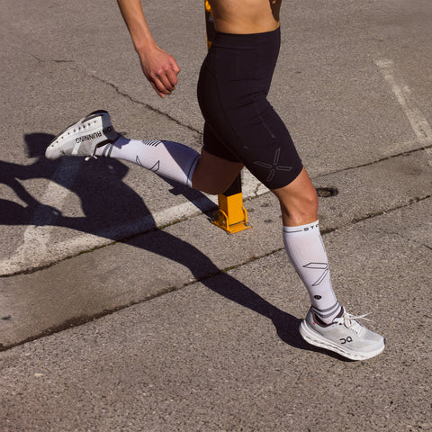 Running Socks Women | White / Black