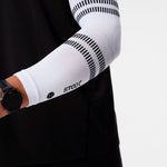 Running Arm Sleeves | White / Black