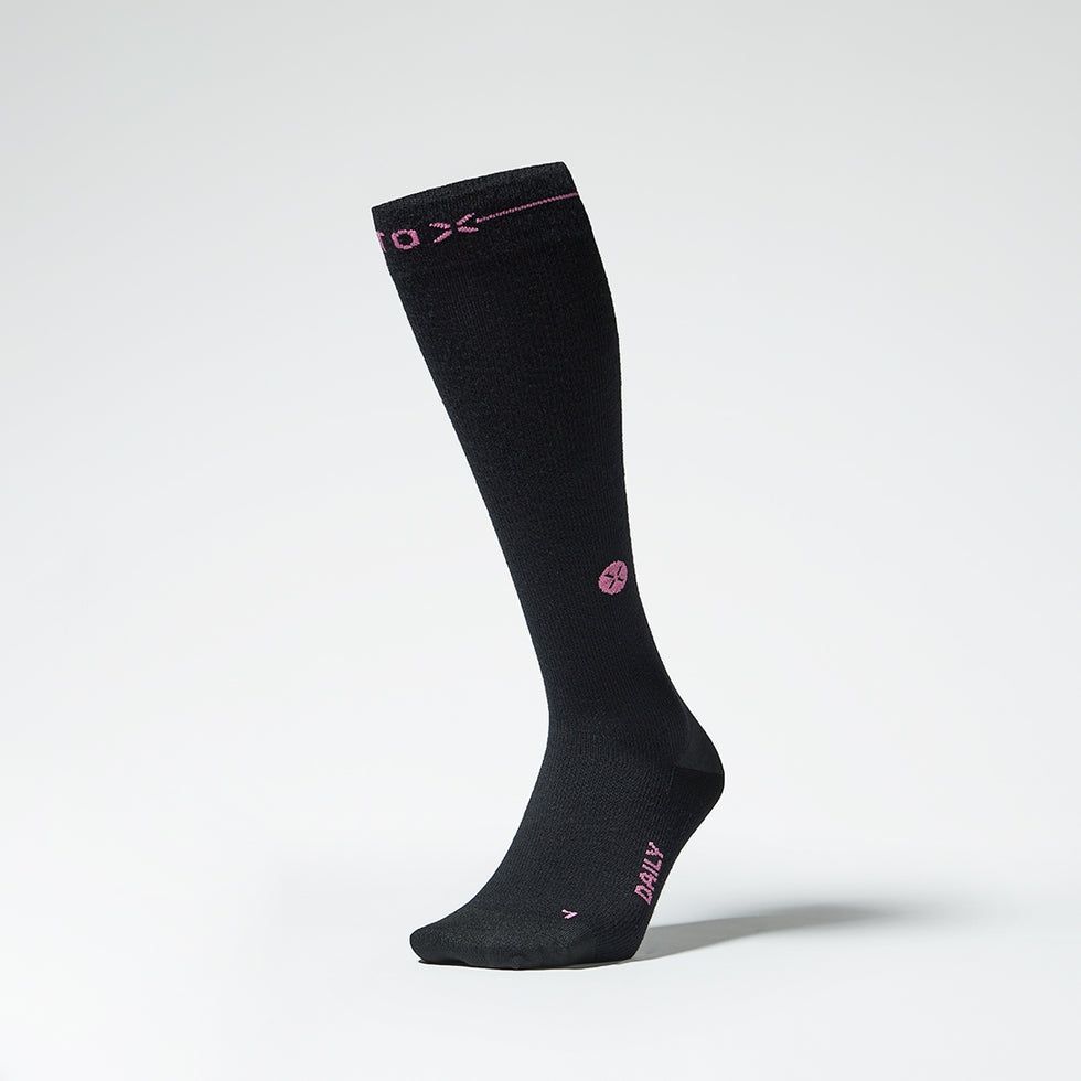 Merino Everyday Socks Women | Black / Fuchsia