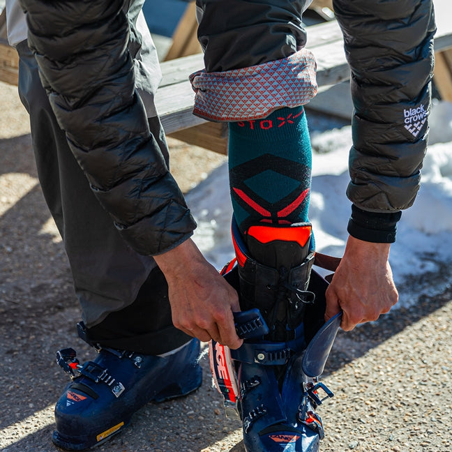 Merino Skiing Socks Men | Navy / White