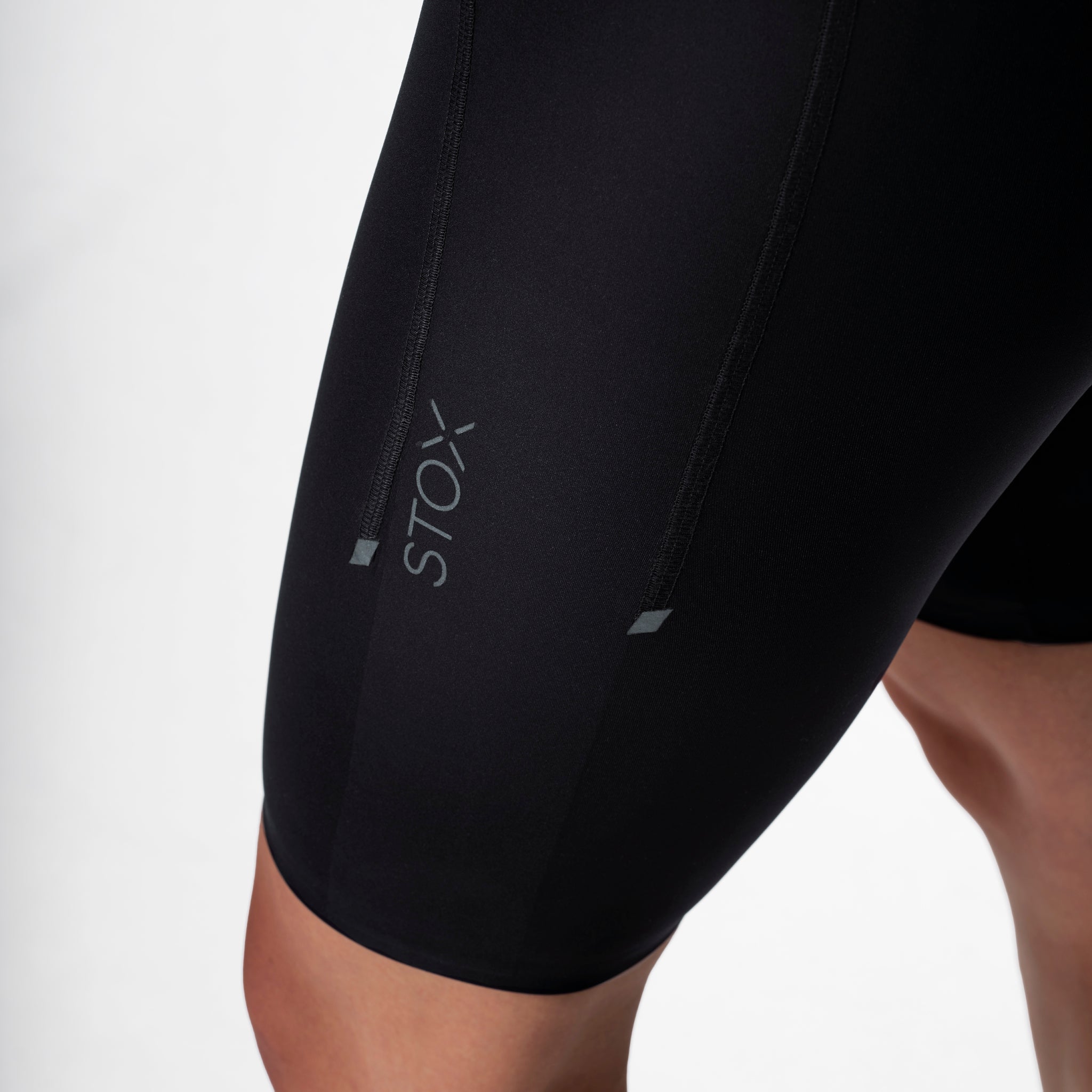 Running Shorts Women | Black / Light Grey